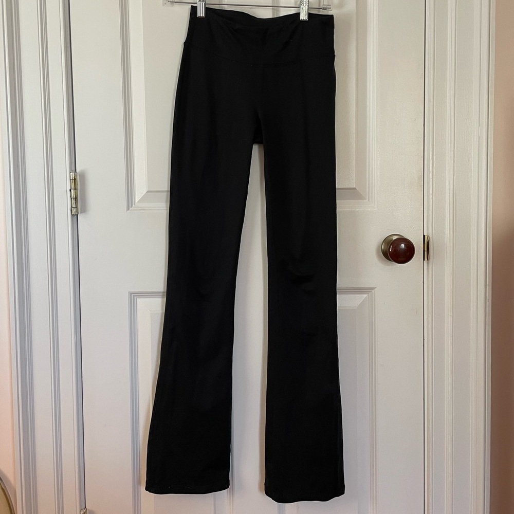 Black aerie chill. Play. Move. flared leggings